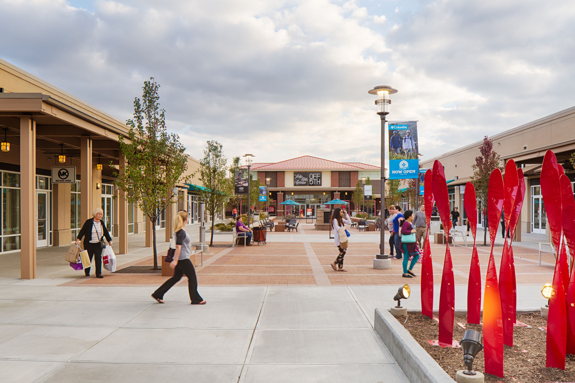 Chicago Premium Outlets  Shopping in Suburbs, Chicago